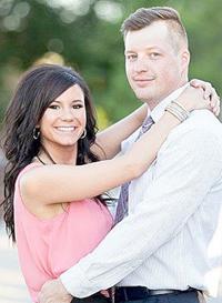 Julie Stoebner and Jay Mendel announce engagement