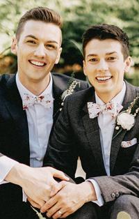 Lindsay, Schueller wed